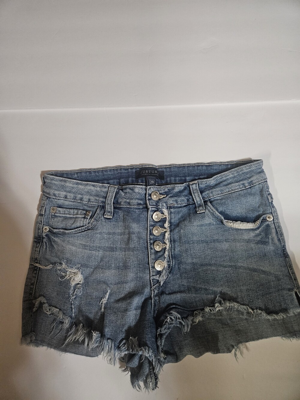 Just USA Distressed Denim Shorts Womens 29 Light Wash Frayed Hem Ripped